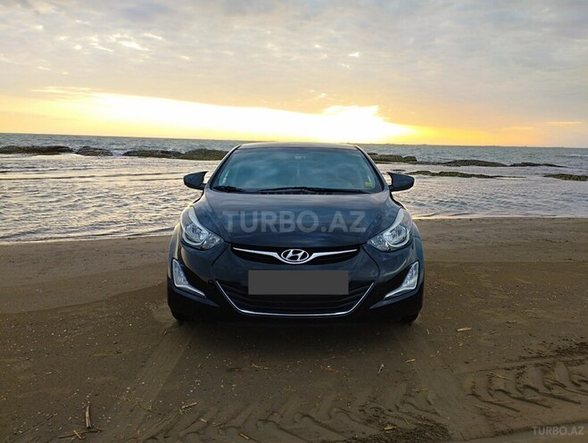 Hyundai Elantra 2015, 355,560 km - 1.8 л - Bakı