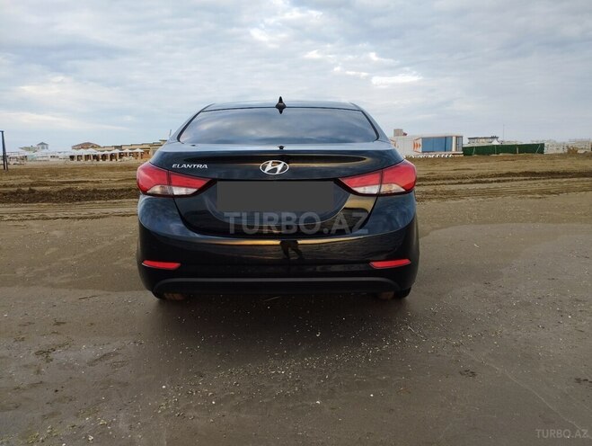 Hyundai Elantra 2015, 355,560 km - 1.8 л - Bakı