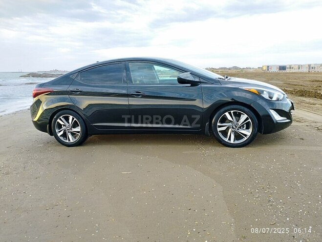 Hyundai Elantra 2015, 355,560 km - 1.8 л - Bakı