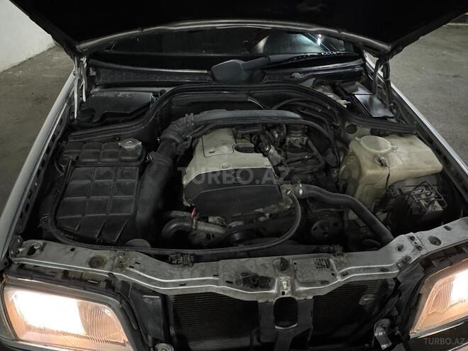 Mercedes C 180 1999, 377,000 km - 1.8 л - Gəncə
