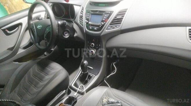Hyundai Elantra 2015, 355,560 km - 1.8 л - Bakı