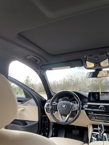 BMW 530 2019, 135,000 km - 2.0 л - Bakı