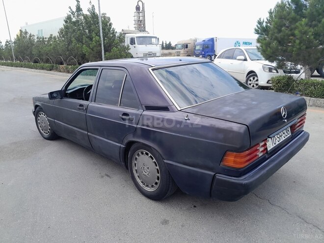 Mercedes 190-6
