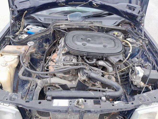 Mercedes 190-16