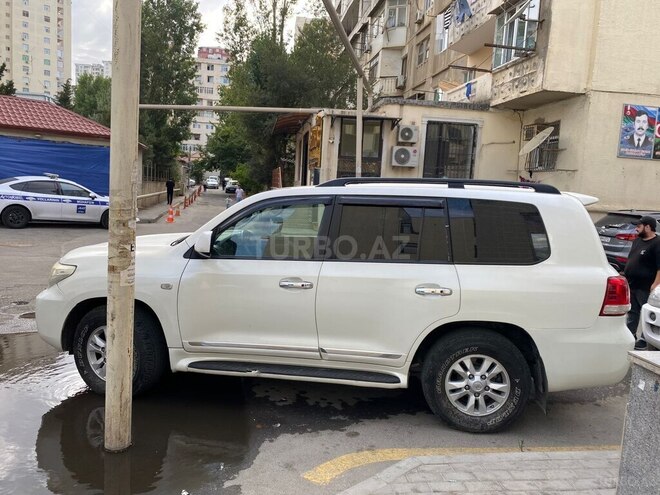 Toyota Land Cruiser 2009, 380,000 km - 4.7 л - Bakı