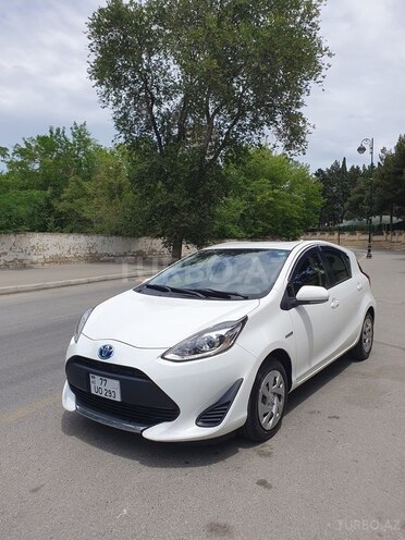 Toyota Aqua 2019, 28,000 km - 1.5 l - Bakı