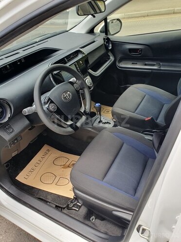 Toyota Aqua 2019, 28,000 km - 1.5 l - Bakı