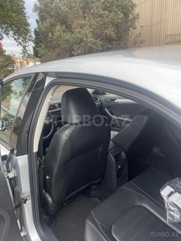 Volkswagen Jetta 2014, 181,856 km - 1.6 l - Bakı