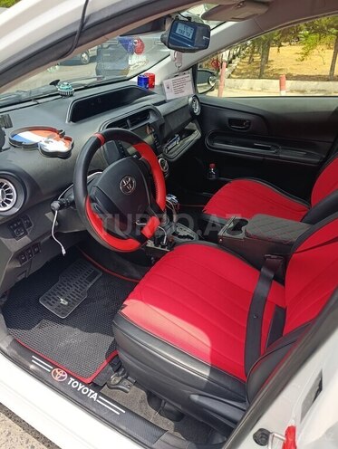 Toyota Aqua 2019, 190,120 km - 1.5 л - Bakı