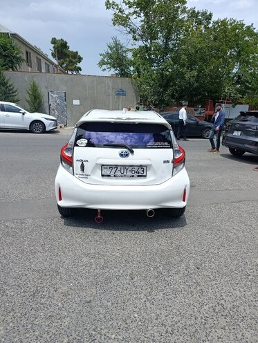 Toyota Aqua 2019, 190,120 km - 1.5 л - Bakı