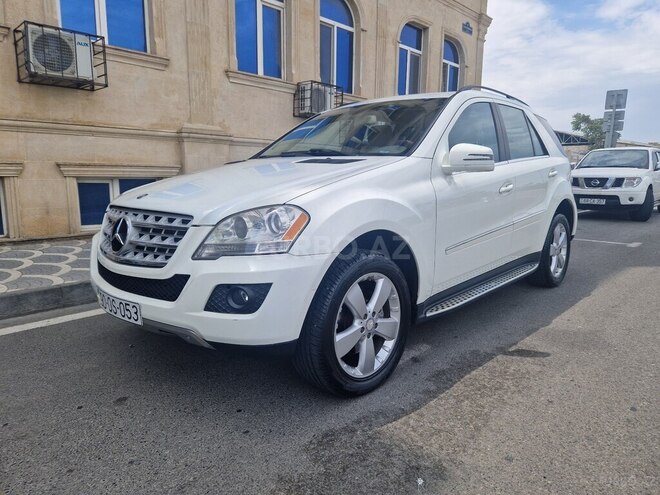 Mercedes ML 350 4MATIC 2011, 148,000 km - 3.5 л - Bakı