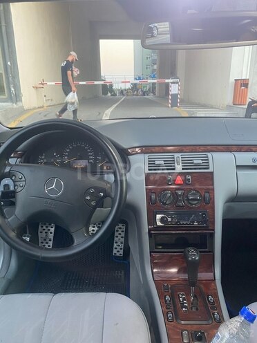 Mercedes E 220 d 2000, 520,000 km - 2.2 l - Bakı
