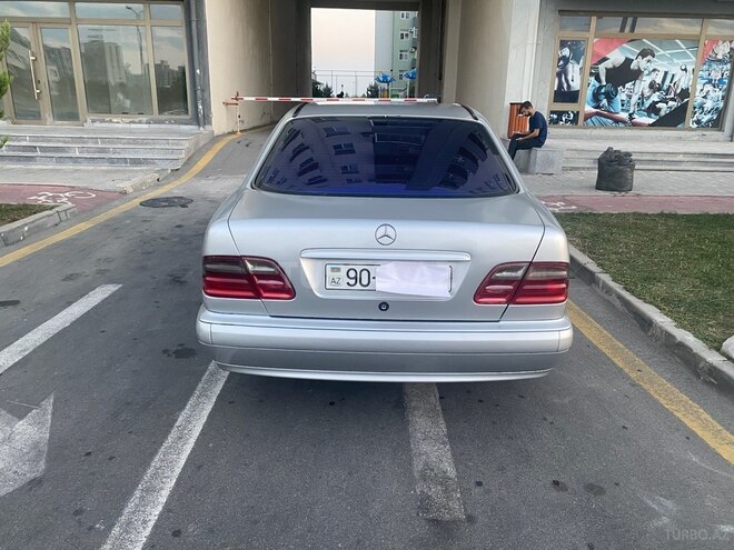 Mercedes E 220 d 2000, 520,000 km - 2.2 l - Bakı