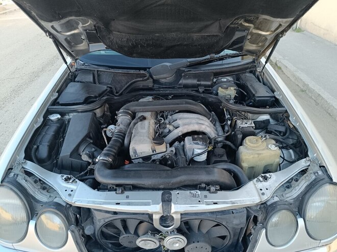 Mercedes E 290 1997, 480,000 km - 2.9 l - Sumqayıt