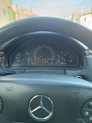 Mercedes E 290 1997, 480,000 km - 2.9 l - Sumqayıt