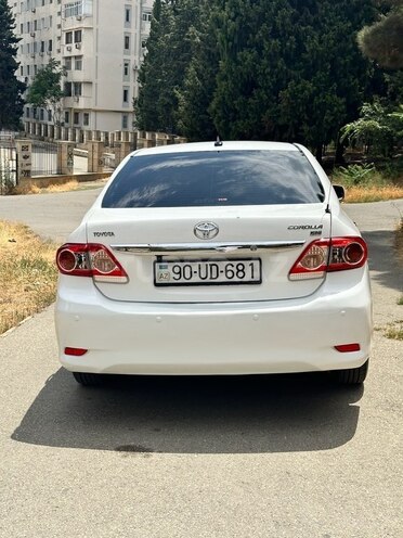 Toyota Corolla 2010, 313,000 km - 1.8 l - Bakı
