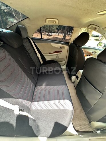 Toyota Corolla 2010, 313,000 km - 1.8 l - Bakı