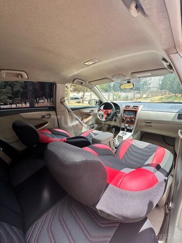 Toyota Corolla 2010, 313,000 km - 1.8 l - Bakı