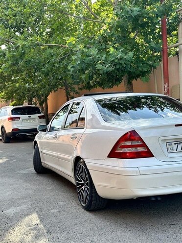 Mercedes C 220 d 2001, 325,000 km - 2.2 л - Bakı