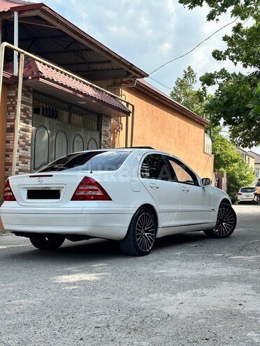 Mercedes C 220 d 2001, 325,000 km - 2.2 л - Bakı