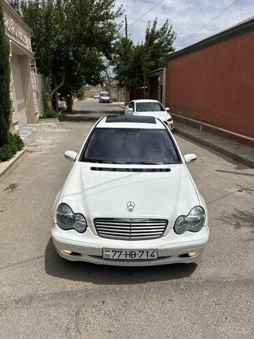 Mercedes C 220 d 2001, 325,000 km - 2.2 л - Bakı