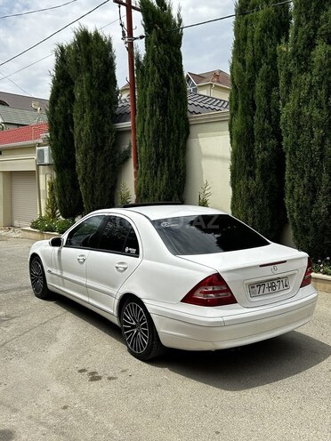 Mercedes C 220 d 2001, 325,000 km - 2.2 л - Bakı