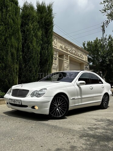 Mercedes C 220 d 2001, 325,000 km - 2.2 л - Bakı