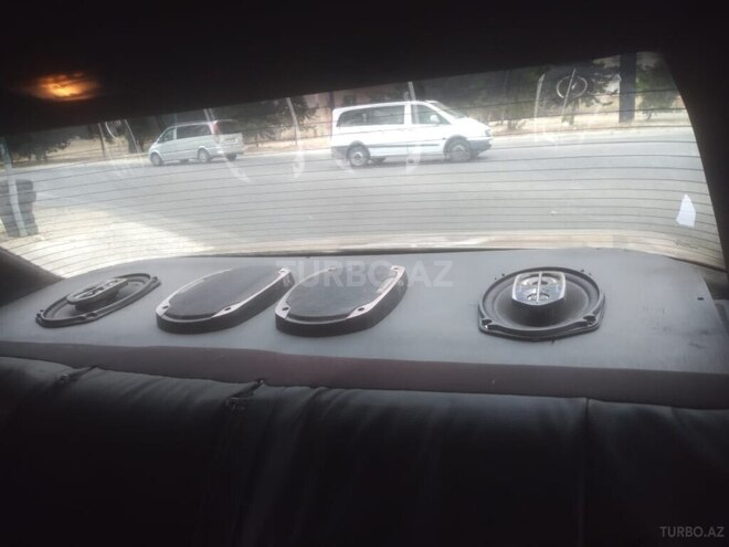 Mercedes E 220 1992, 300,000 km - 2.2 л - Bakı