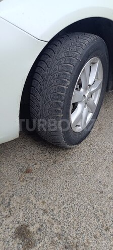 Nissan Sunny-7