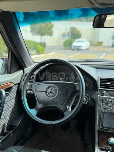 Mercedes C 200 1994, 550,000 km - 2.0 l - Bakı