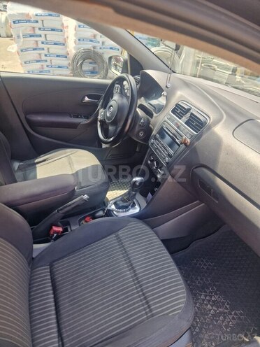 Volkswagen Polo 2012, 350,000 km - 1.6 l - Sumqayıt