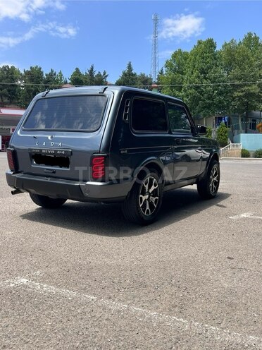 LADA (VAZ) Niva-6