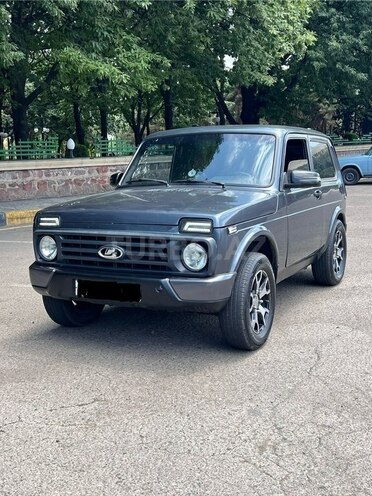 LADA (VAZ) Niva-3