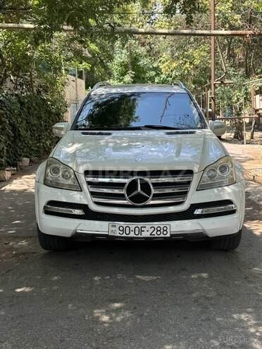 Mercedes GL 500 4MATIC 2009, 260,000 km - 5.5 л - Bakı