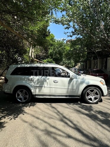 Mercedes GL 500 4MATIC 2009, 260,000 km - 5.5 л - Bakı