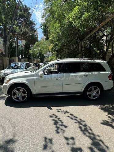 Mercedes GL 500 4MATIC 2009, 260,000 km - 5.5 л - Bakı