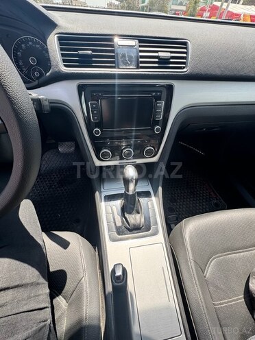 Volkswagen Passat 2012, 253,500 km - 2.5 l - Bakı