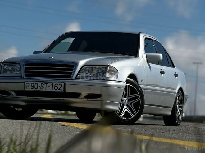 Mercedes C 220 d 2000, 300,000 km - 2.2 л - Bakı
