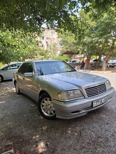 Mercedes C 240 1998, 273,000 km - 2.4 l - Xırdalan