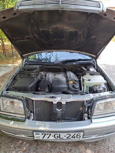 Mercedes C 240 1998, 273,000 km - 2.4 l - Xırdalan