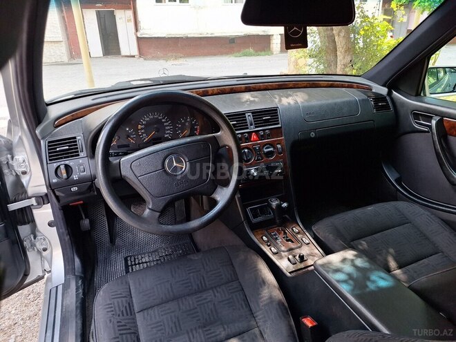 Mercedes C 240 1998, 273,000 km - 2.4 l - Xırdalan