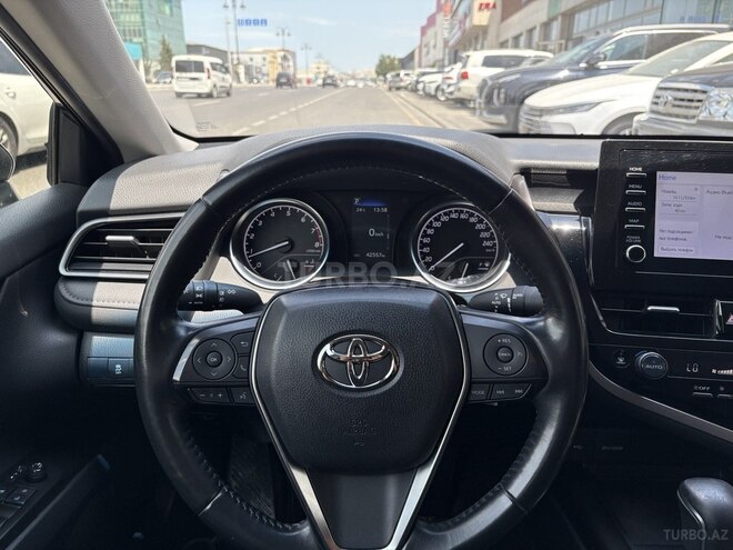 Toyota Camry-6