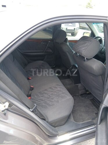 Mercedes E 220 d 1999, 352,652 km - 2.2 l - Bakı