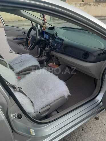 Honda Insight 2009, 310,000 km - 1.3 l - Saatlı