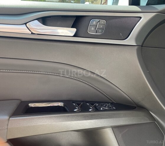 Ford Mondeo 2015, 193,000 km - 2.0 l - Bakı