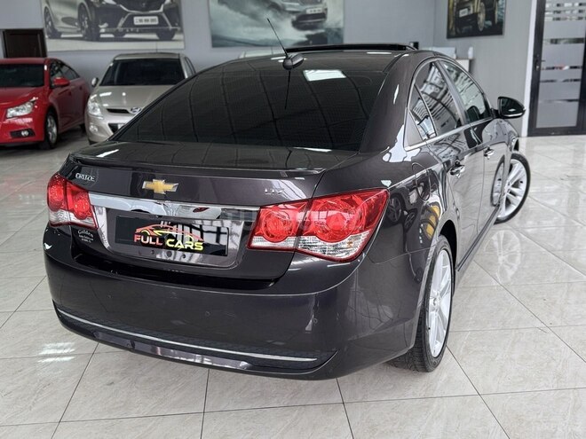 Chevrolet Cruze-2