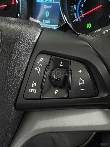 Chevrolet Cruze-20
