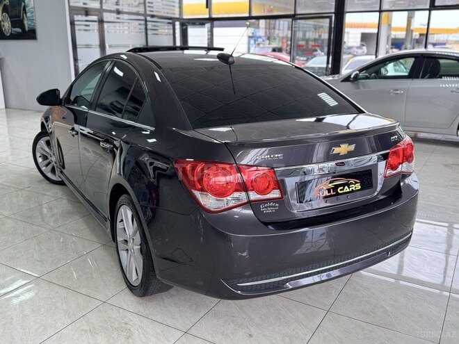 Chevrolet Cruze-7