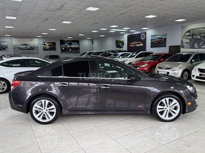 Chevrolet Cruze-5