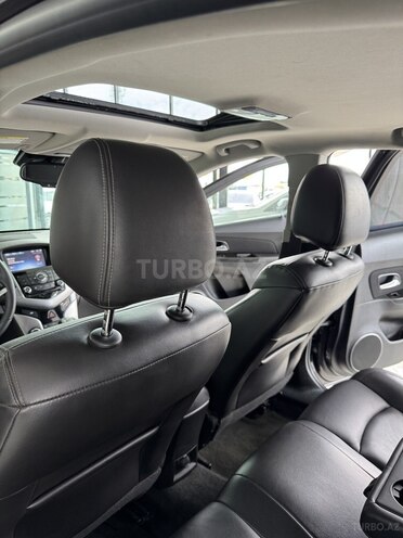 Chevrolet Cruze-8